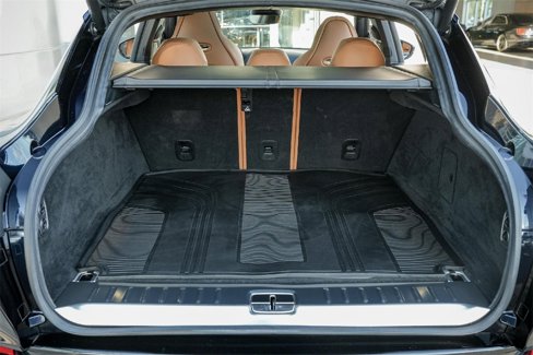 Used 2023 Aston Martin DBX image 41