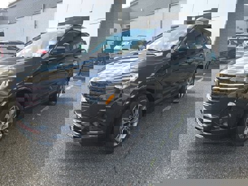 Used 2022 Buick Encore GX Essence w/ Advanced Technology Package image 3