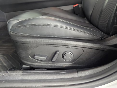 Used 2024 Kia K5 GT-Line image 13