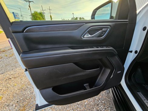 Used 2023 Chevrolet Tahoe LT w/ Luxury Package image 14