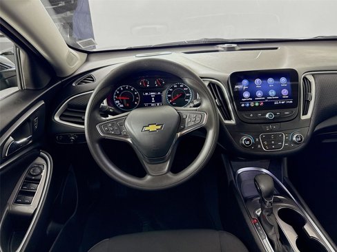 Used 2023 Chevrolet Malibu LT image 22