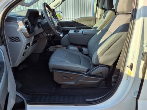 Used 2024 Ford F150 XLT image 16