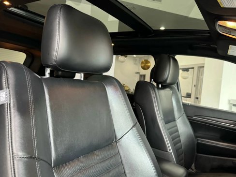 Used 2018 Jeep Grand Cherokee Limited image 22