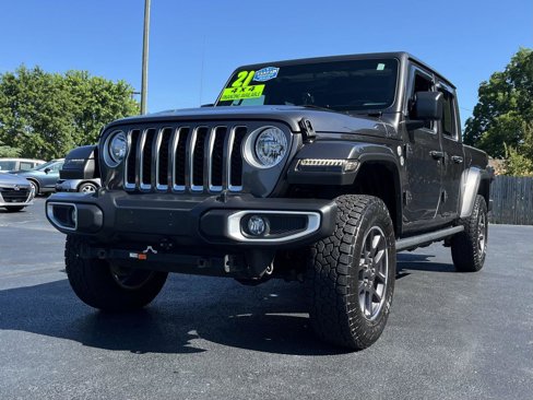 Used 2021 Jeep Gladiator Overland w/ Cold Weather Group image 18