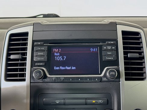 Used 2016 Nissan Frontier SV image 19