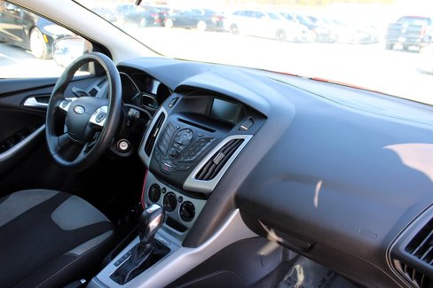 Used 2012 Ford Focus SE image 18