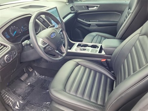 Used 2022 Ford Edge SEL image 7