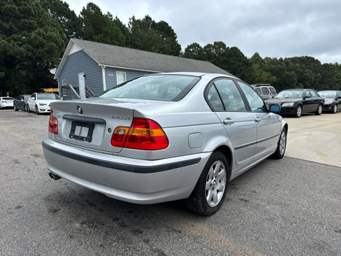 Used 2003 BMW 325xi Sedan image 6