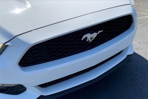 Used 2017 Ford Mustang Premium image 31