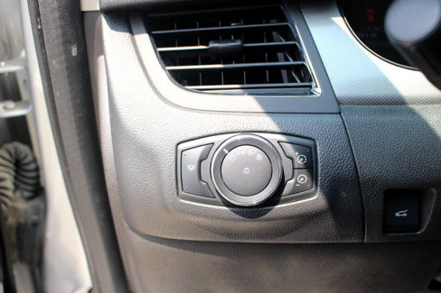 Used 2013 Ford Edge SEL image 18