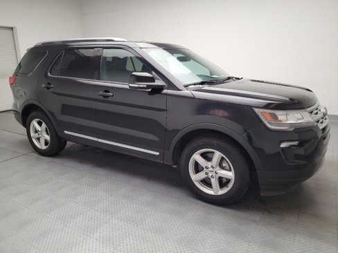Used 2019 Ford Explorer XLT w/ Equipment Group 201A image 11