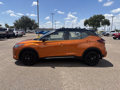 Used 2021 Nissan Kicks SR w/ SR Premium Package image 2