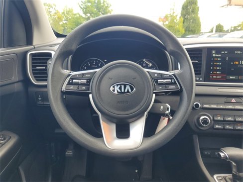 Certified 2022 Kia Sportage LX image 10