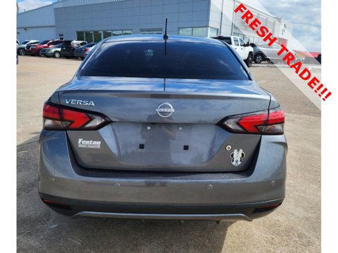 Used 2023 Nissan Versa S w/ S Plus Package image 3