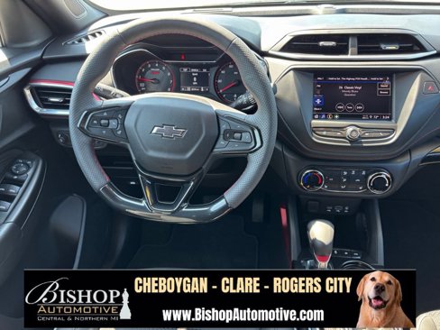 Used 2023 Chevrolet TrailBlazer RS image 25