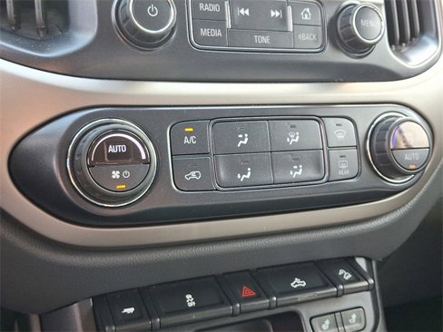 Used 2017 Chevrolet Colorado Z71 image 15