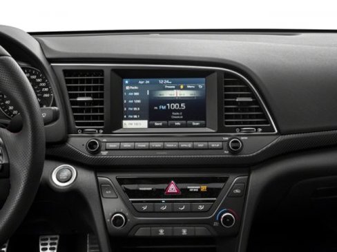 Used 2018 Hyundai Elantra Sport image 13