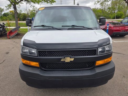Used 2019 Chevrolet Express 2500 w/ Driver Convenience Package image 9