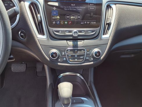 Used 2023 Chevrolet Malibu LT image 24