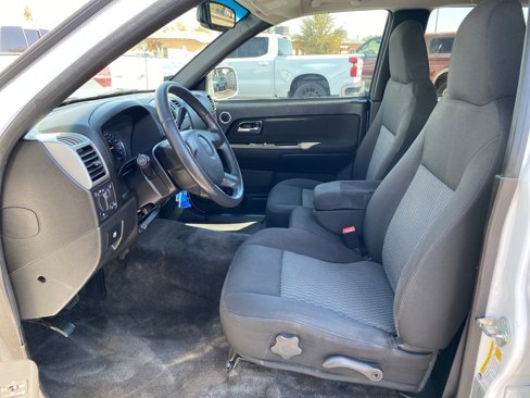 Used 2010 GMC Canyon SLE image 16