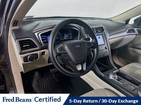 Used 2019 Ford Fusion SE image 19
