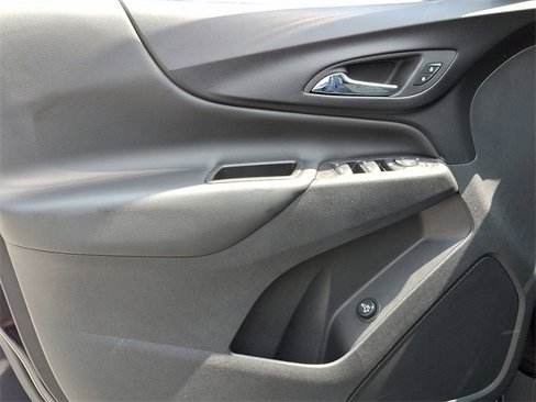 Used 2020 Chevrolet Equinox LT image 14