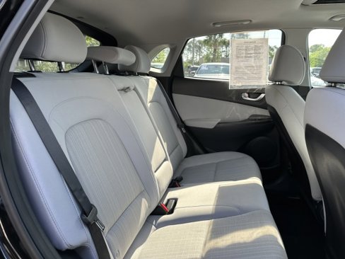 Used 2023 Hyundai Kona SEL w/ Convenience Package image 23