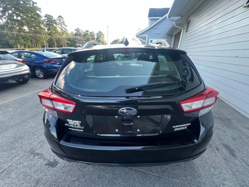 Used 2017 Subaru Impreza 2.0i Premium image 4