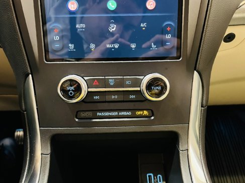 Used 2023 Ford Edge Titanium image 19