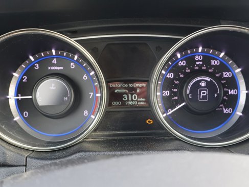 Used 2013 Hyundai Sonata Limited w/ Premium Pkg image 2