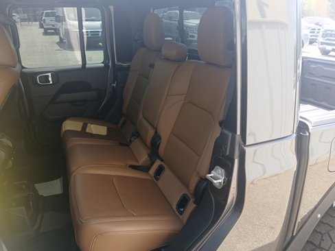 Used 2020 Jeep Gladiator Rubicon image 24