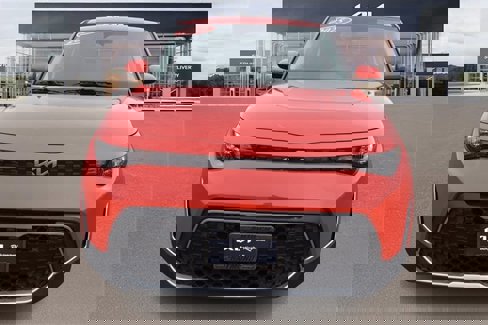 New 2025 Kia Soul S image 8