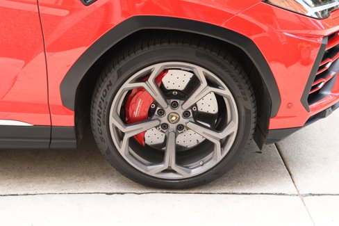 Used 2019 Lamborghini Urus image 22