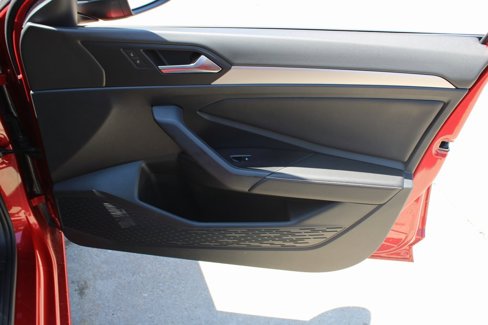 Certified 2024 Volkswagen Jetta Sport image 24