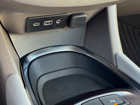 Used 2020 Chevrolet Malibu LS w/ Driver Confidence Package II image 17