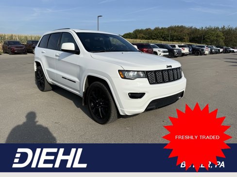 Used 2021 Jeep Grand Cherokee Laredo X image 1