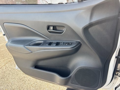 Used 2021 Nissan Versa S image 5