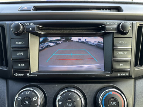 Used 2017 Toyota RAV4 LE image 17