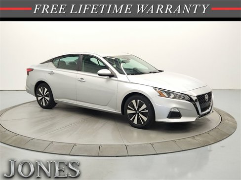 Used 2021 Nissan Altima 2.5 SV image 1