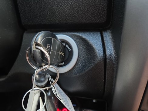 Used 2014 RAM 1500 Sport image 27