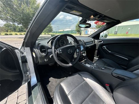 Used 2006 Mercedes-Benz SLK 55 AMG image 26