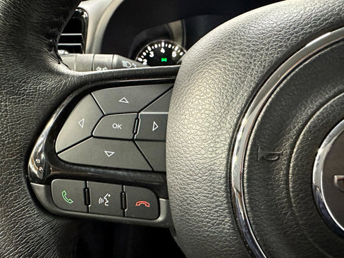 Used 2018 Jeep Renegade Altitude image 34