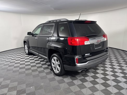 Used 2017 GMC Terrain SLT image 3