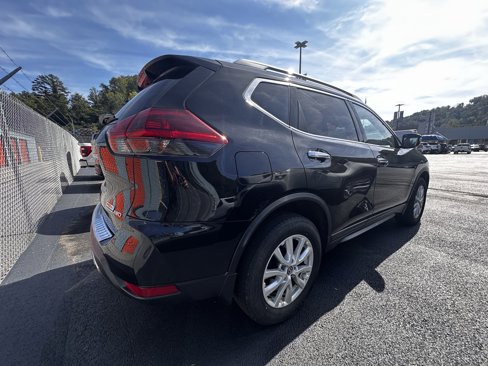 Used 2019 Nissan Rogue S w/ Special Edition Package image 7