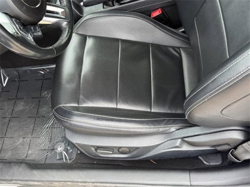 Used 2021 Ford Mustang Premium image 14