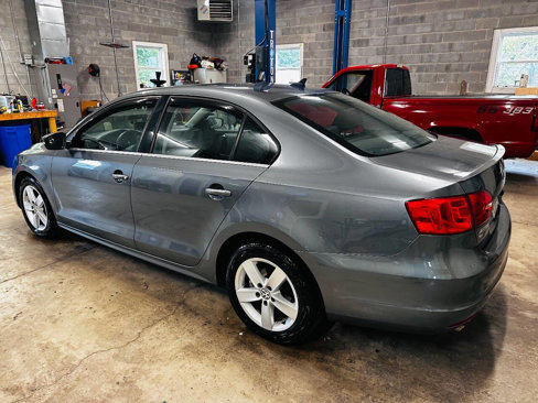 Used 2013 Volkswagen Jetta TDI image 4