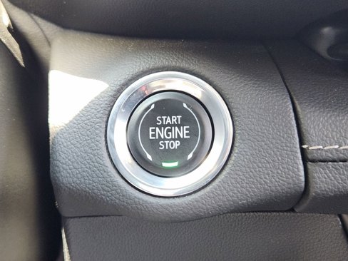 Used 2023 Buick Envision Essence image 25