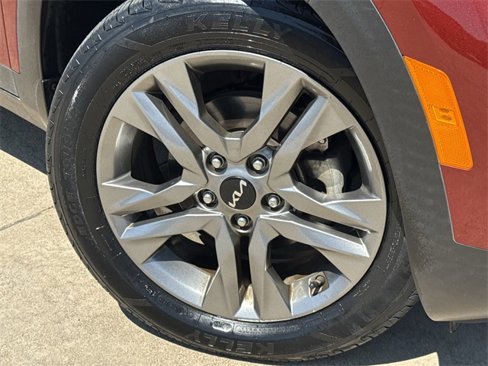 Used 2022 Kia Seltos S image 9