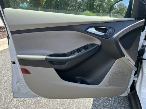 Used 2017 Ford Focus SE image 14