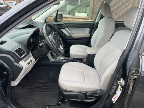 Used 2018 Subaru Forester 2.5i w/ Alloy Wheel Package image 9